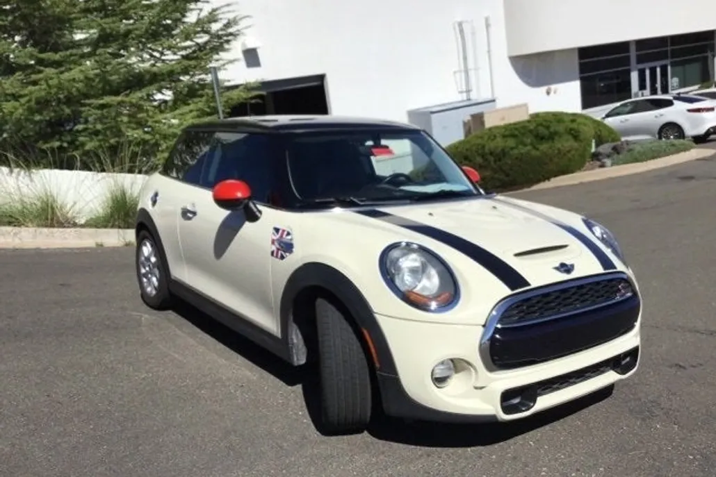2014 Mini Cooper 2 Door Hardtop S photo 1