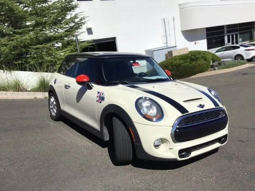2014 Mini Cooper 2 Door Hardtop S photo 1