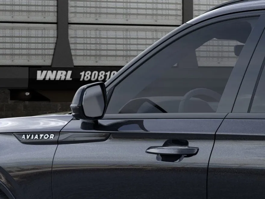 2025 Lincoln Aviator Reserve photo 16