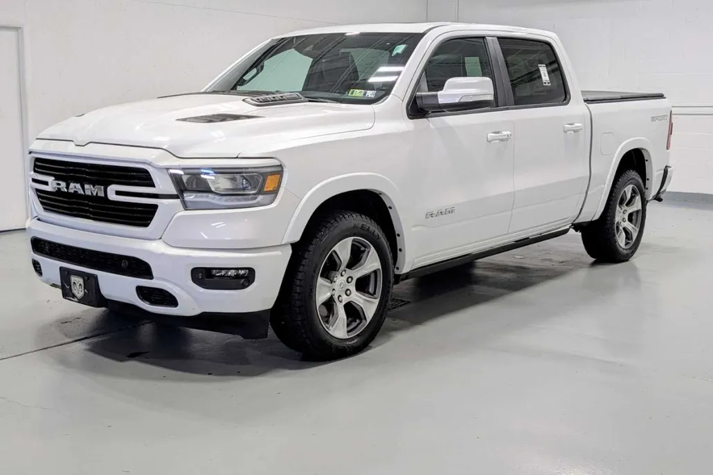 2022 Ram 1500 Laramie photo 1