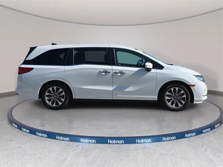 2021 Honda Odyssey EX-L photo 1