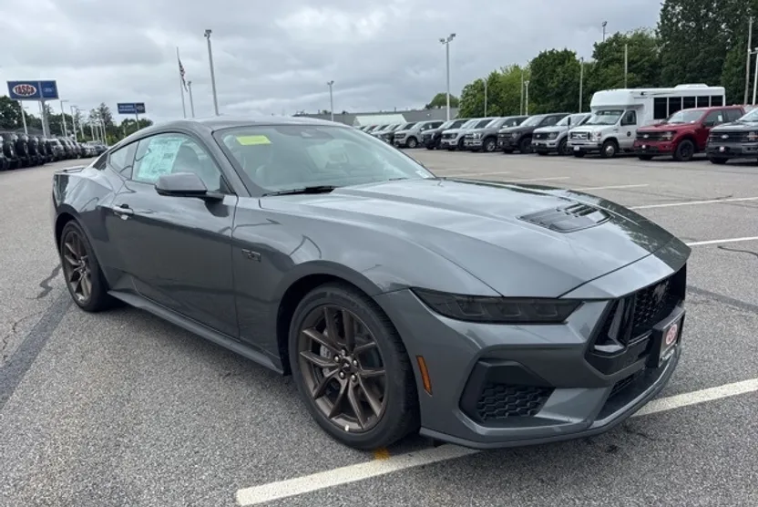 2025 Ford Mustang GT Premium photo 1