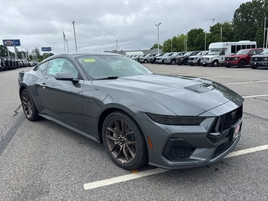 2025 Ford Mustang GT Premium photo 1