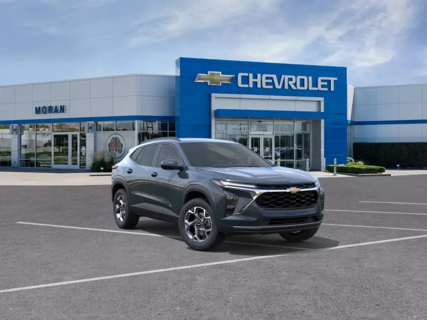 2026 Chevrolet Trax LT photo 1