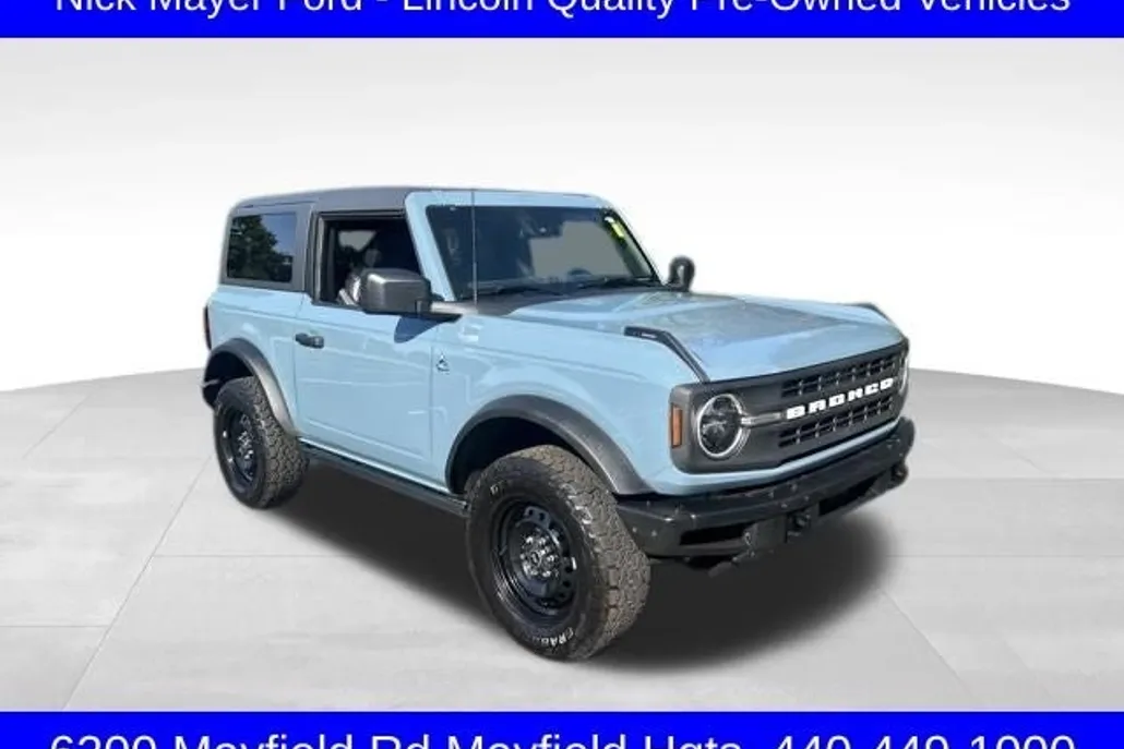 2023 Ford Bronco Black Diamond photo 1