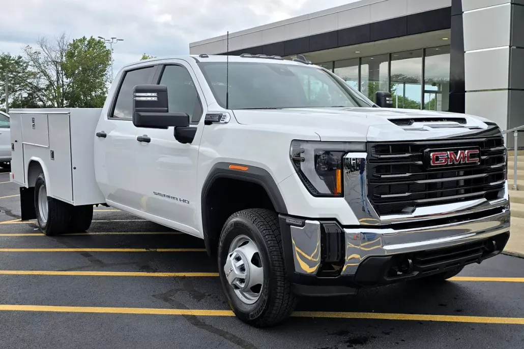 2025 Gmc Sierra 3500 HD Pro photo 1