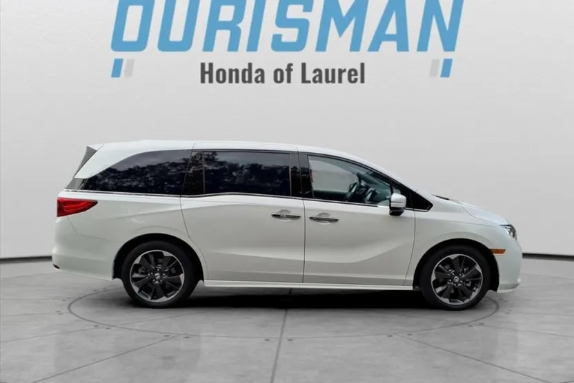 2024 Honda Odyssey Elite photo 1