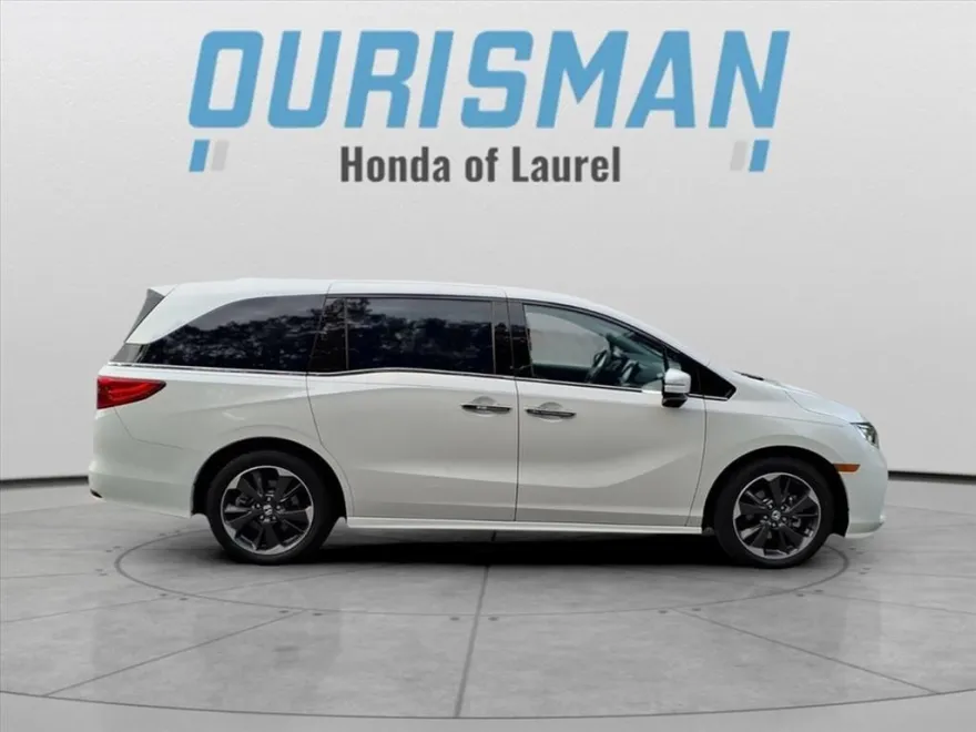 2024 Honda Odyssey Elite photo 1