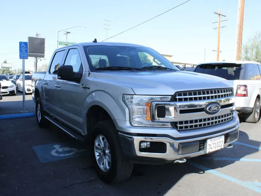 2019 Ford F-150 XLT photo 1