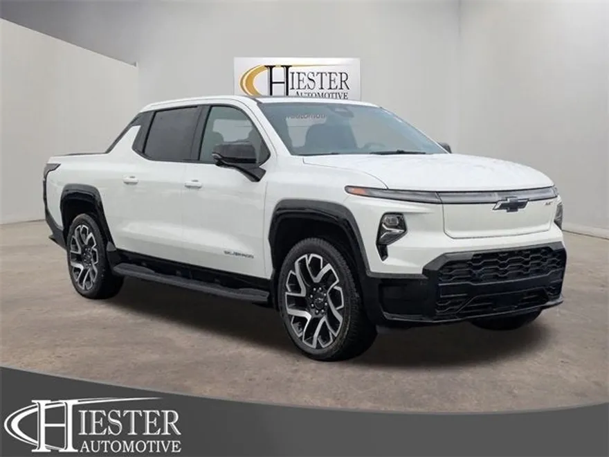 2025 Chevrolet Silverado EV RST photo 1