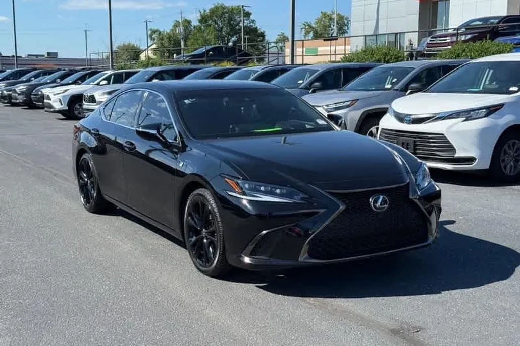 2023 Lexus ES 350 F SPORT Handling photo 1