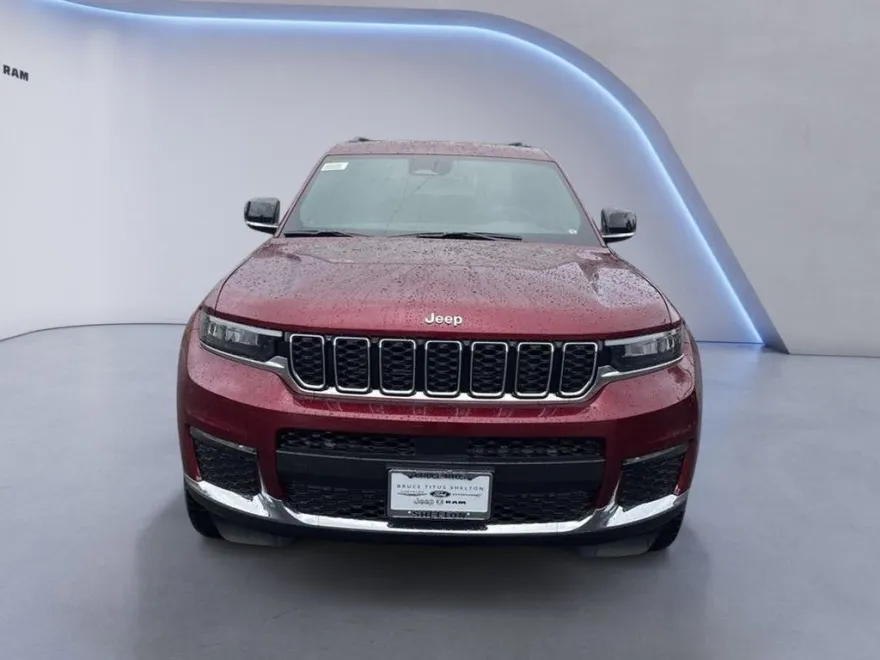 2025 Jeep Grand Cherokee Limited photo 1