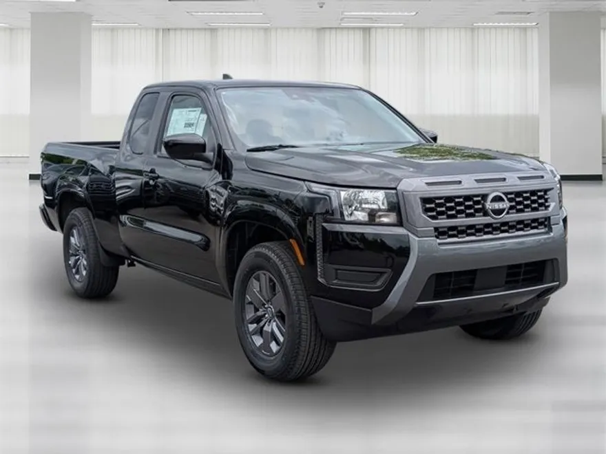 2025 Nissan Frontier SV photo 1