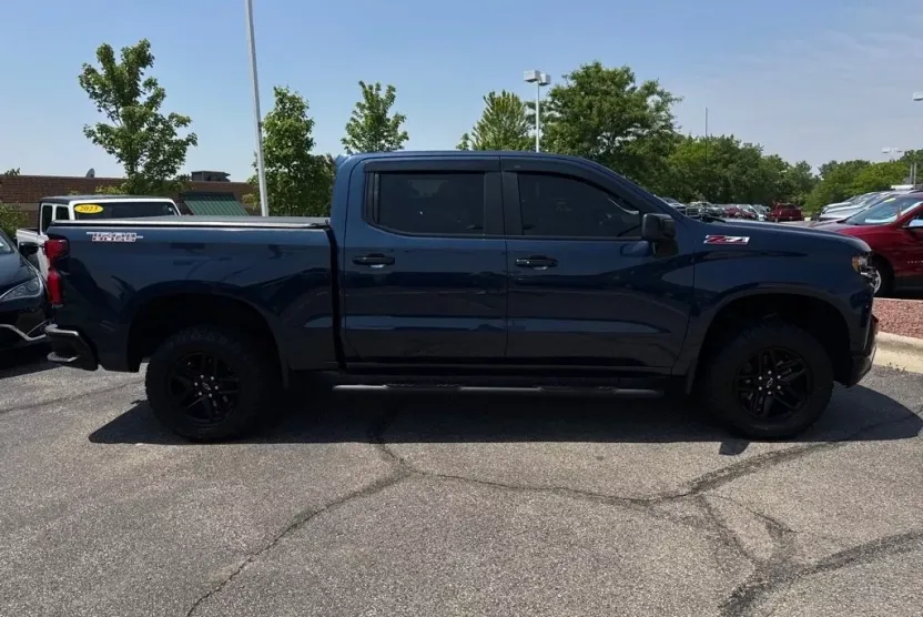 2022 Chevrolet Silverado 1500 LT Trail Boss photo 1