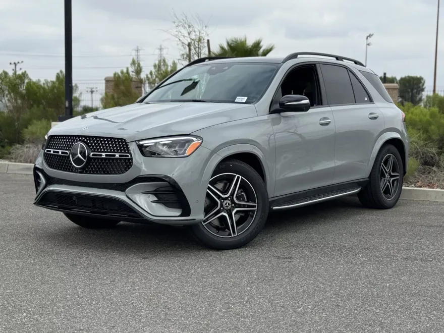 2026 Mercedes Benz GLE 450 4MATIC photo 1