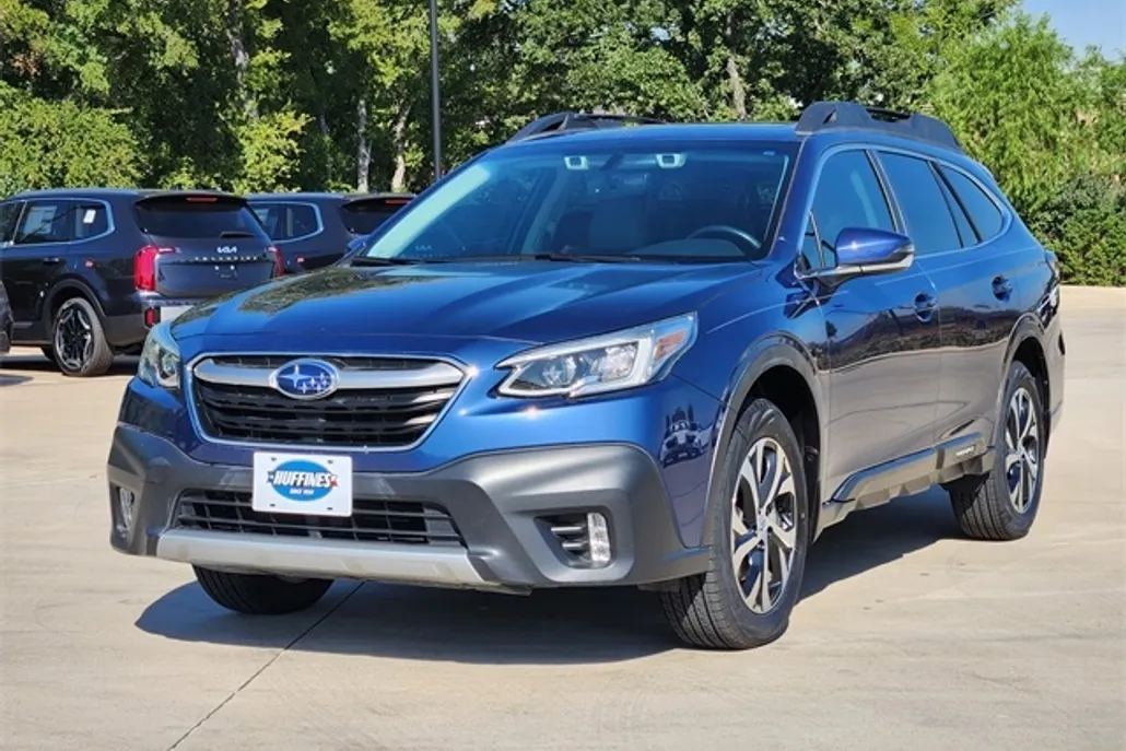 2020 Subaru Outback Limited photo 1
