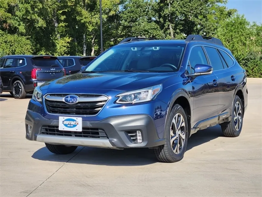 2020 Subaru Outback Limited photo 1