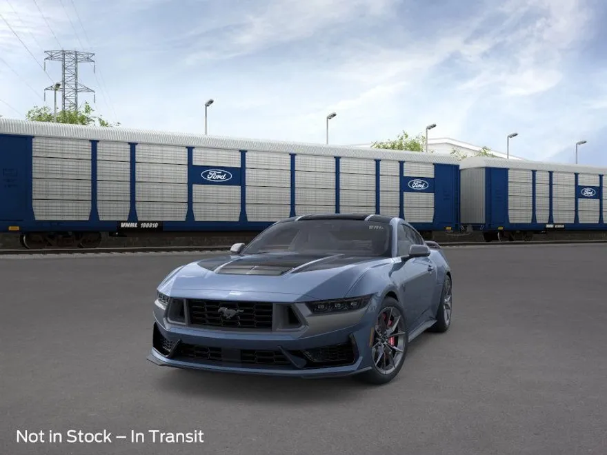 2025 Ford Mustang Dark Horse photo 1