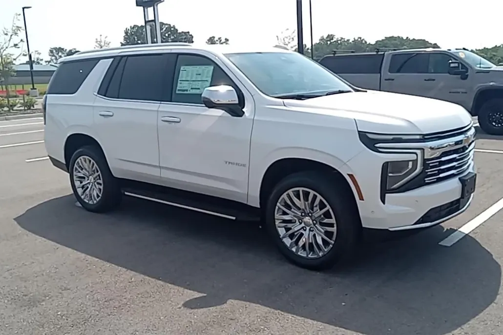 2025 Chevrolet Tahoe Premier photo 1