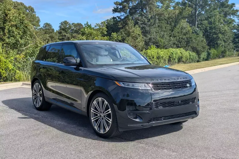 2025 Land Rover Range Rover Sport SE photo 1