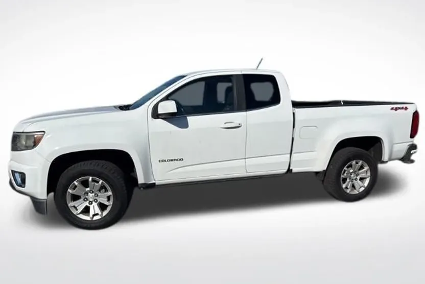 2018 Chevrolet Colorado LT photo 1