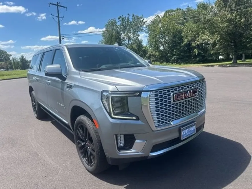 2024 Gmc Yukon XL Denali photo 1