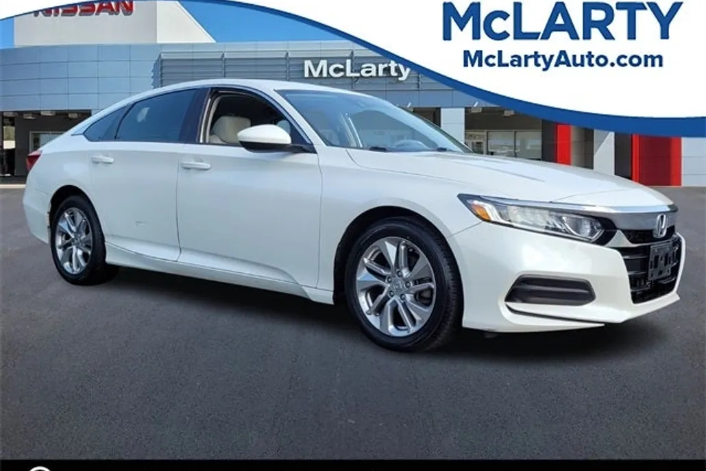 2018 Honda Accord LX 1.5T photo 1