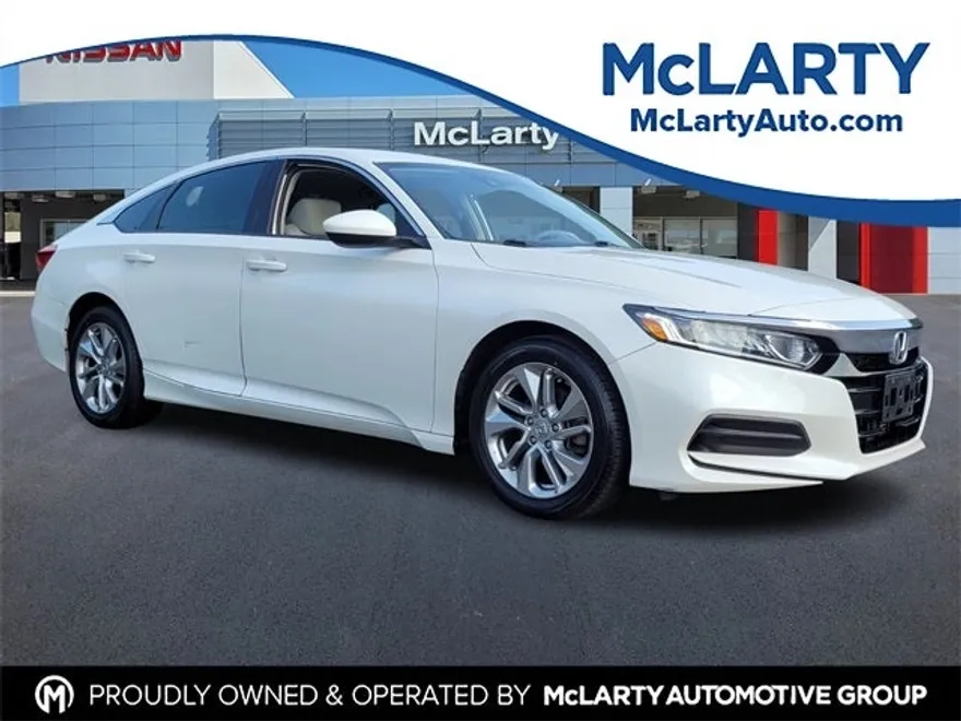 2018 Honda Accord LX 1.5T photo 1