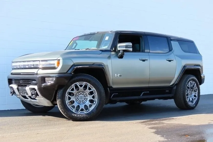 2024 Gmc Hummer EV SUV photo 1