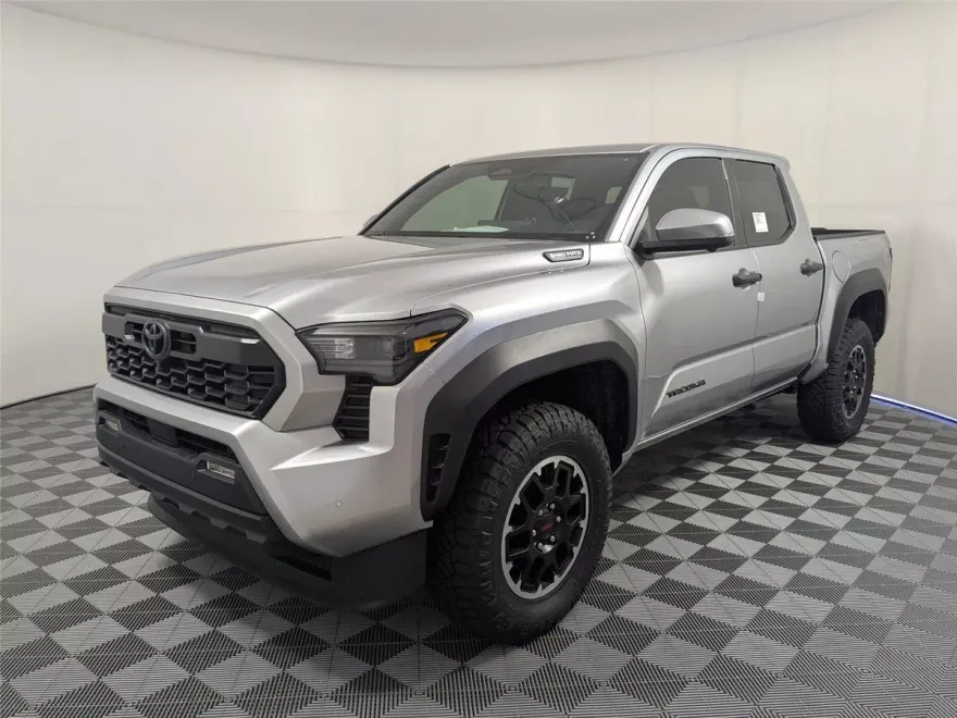 2025 Toyota Tacoma TRD photo 1