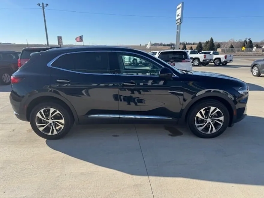 2021 Buick Envision Essence photo 5