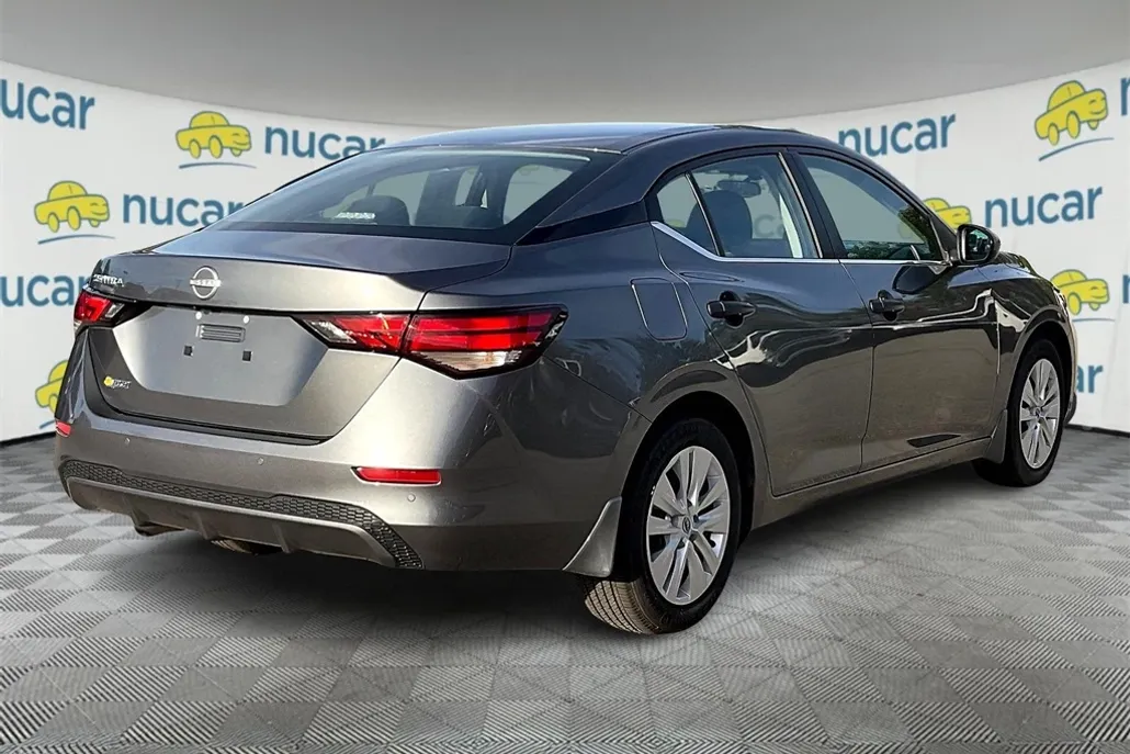 2024 Nissan Sentra S photo 1
