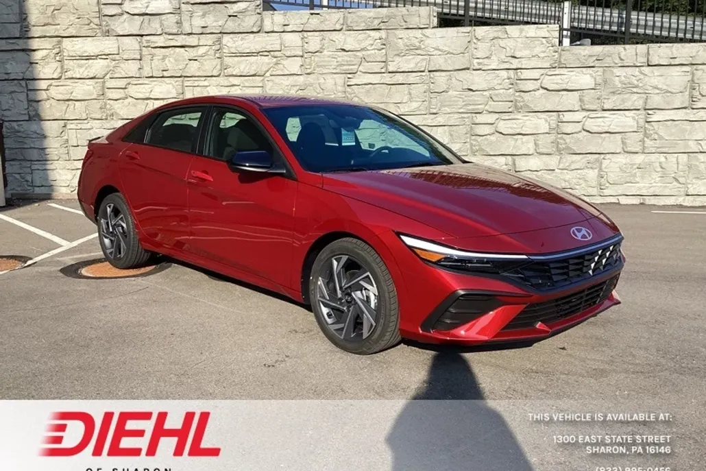 2025 Hyundai Elantra SEL Sport photo 1