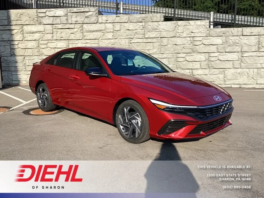 2025 Hyundai Elantra SEL Sport photo 1