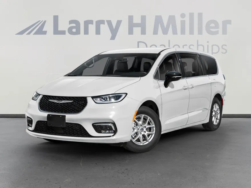 2025 Chrysler Pacifica photo 1