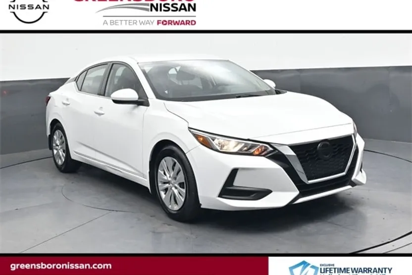 2022 Nissan Sentra S photo 1
