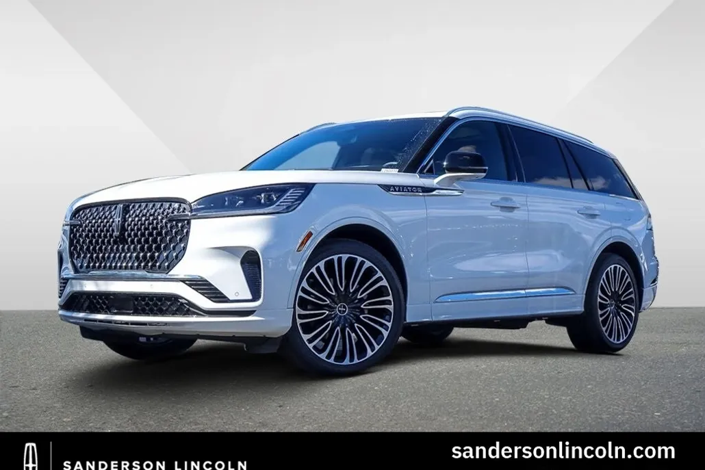 2025 Lincoln Aviator Black Label photo 1