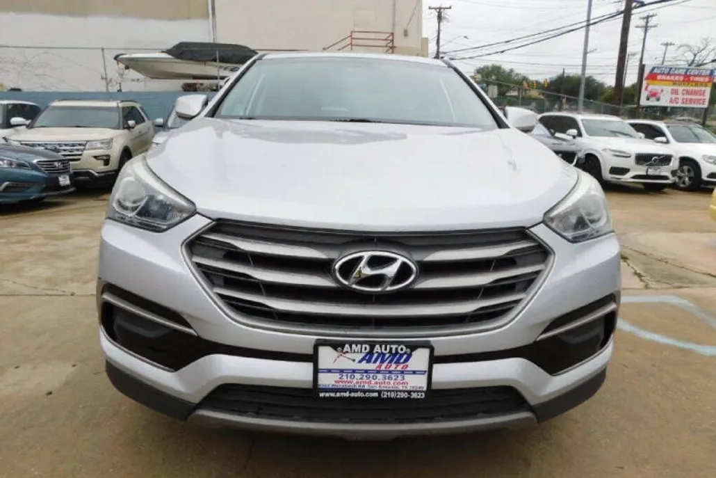 2017 Hyundai Santa Fe Sport photo 1