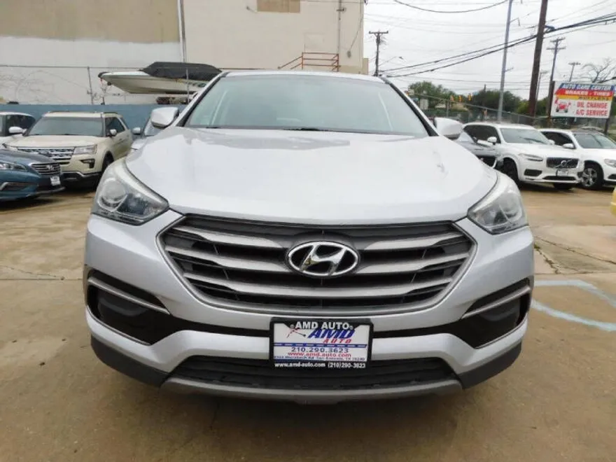 2017 Hyundai Santa Fe Sport photo 1