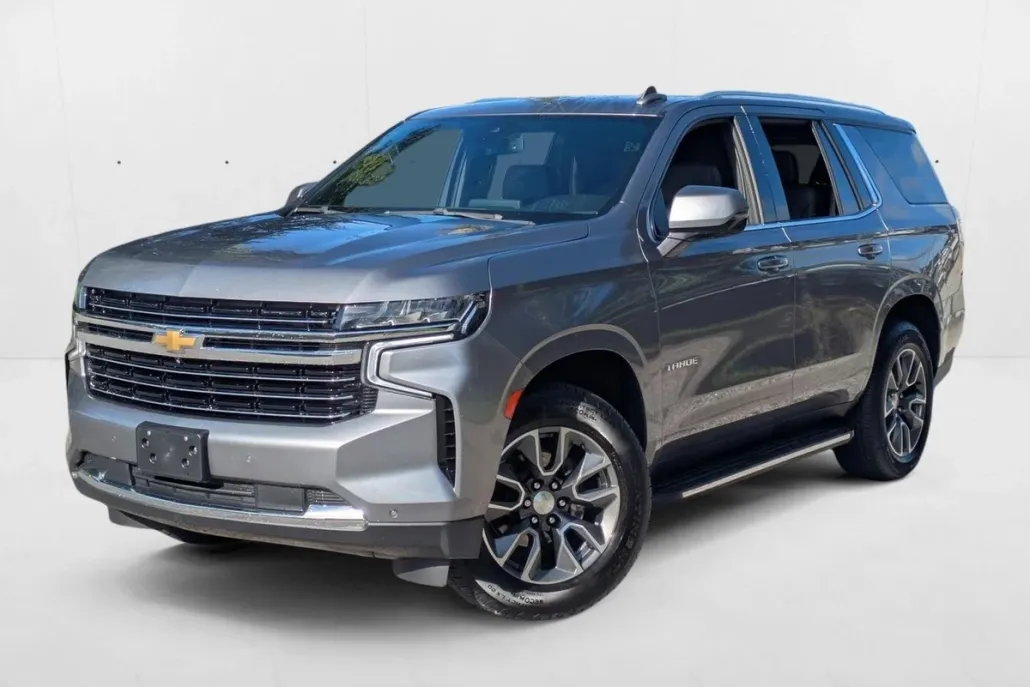 2022 Chevrolet Tahoe LT photo 1
