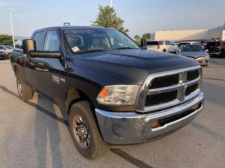 2017 Ram 2500 Tradesman photo 1