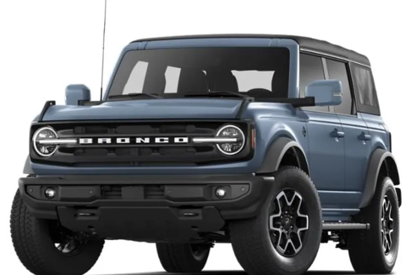 2025 Ford Bronco Outer Banks photo 1