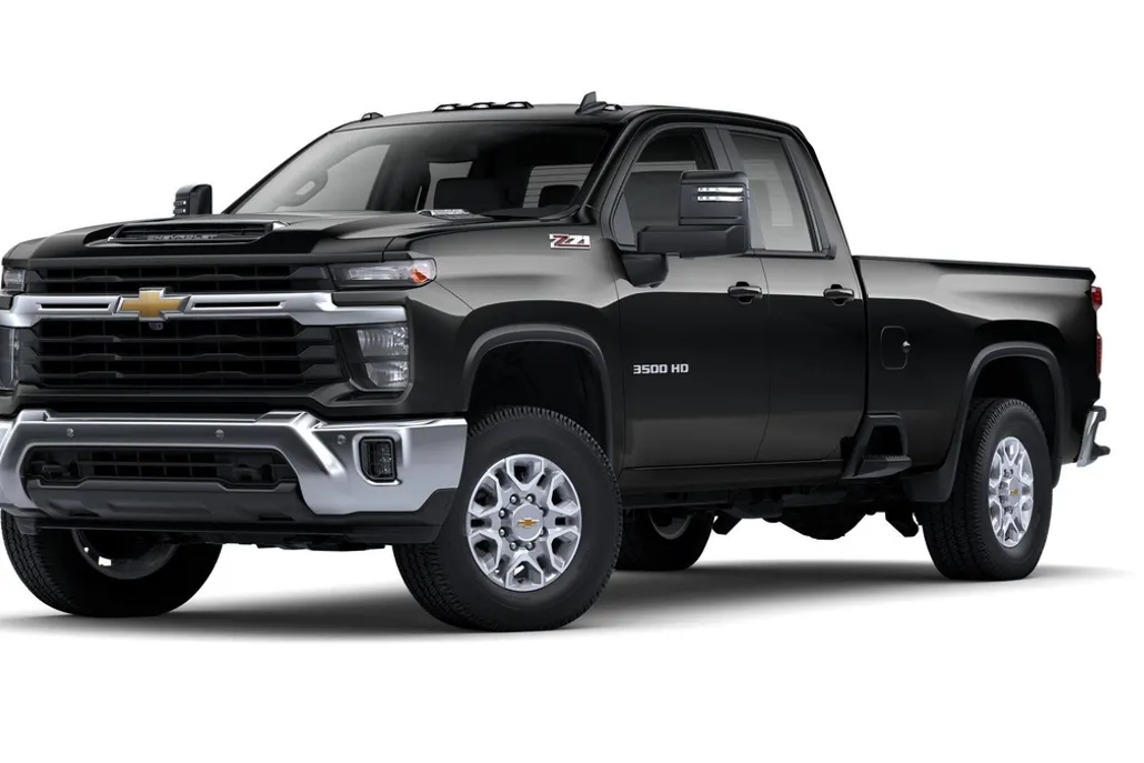 2025 Chevrolet Silverado 3500HD LT photo 1
