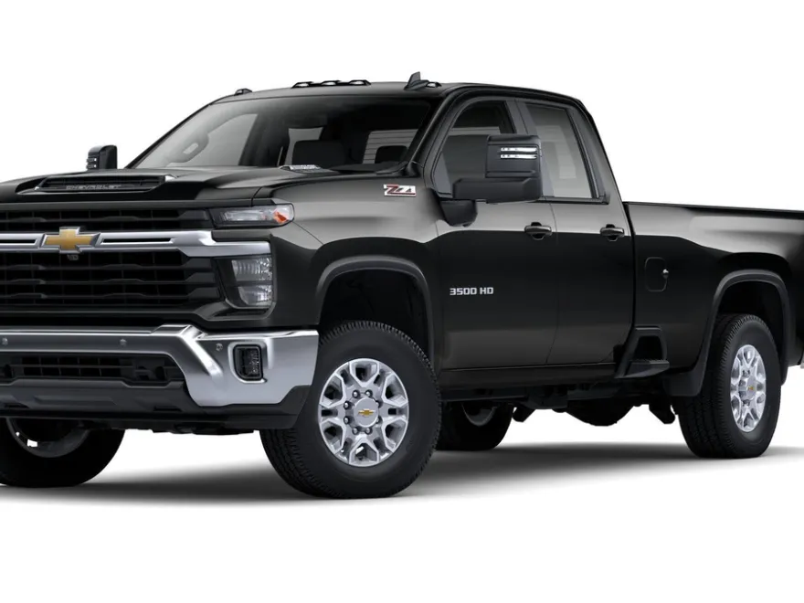 2025 Chevrolet Silverado 3500HD LT photo 1