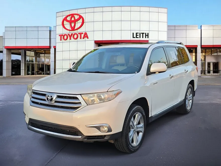 2013 Toyota Highlander Limited photo 1