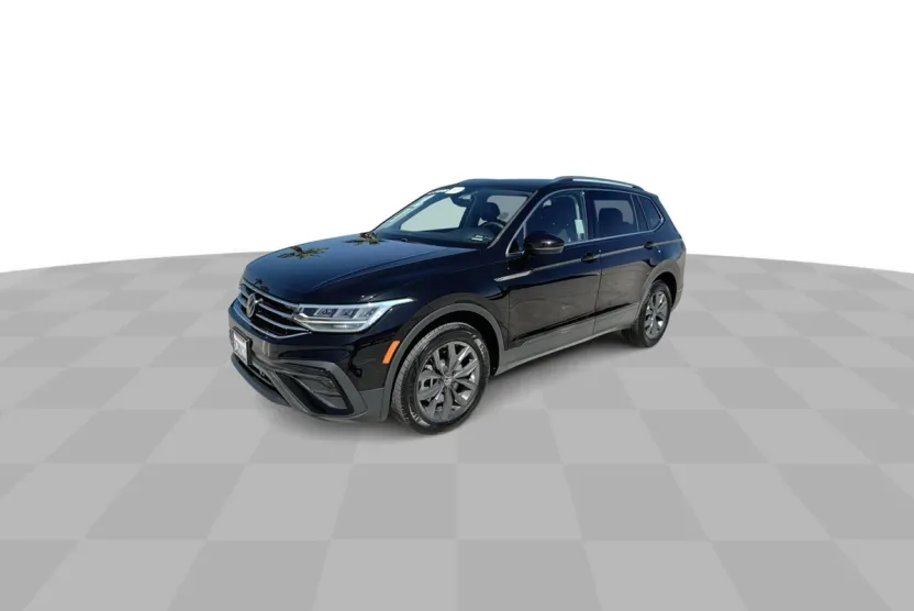 2022 Volkswagen Tiguan SE photo 1