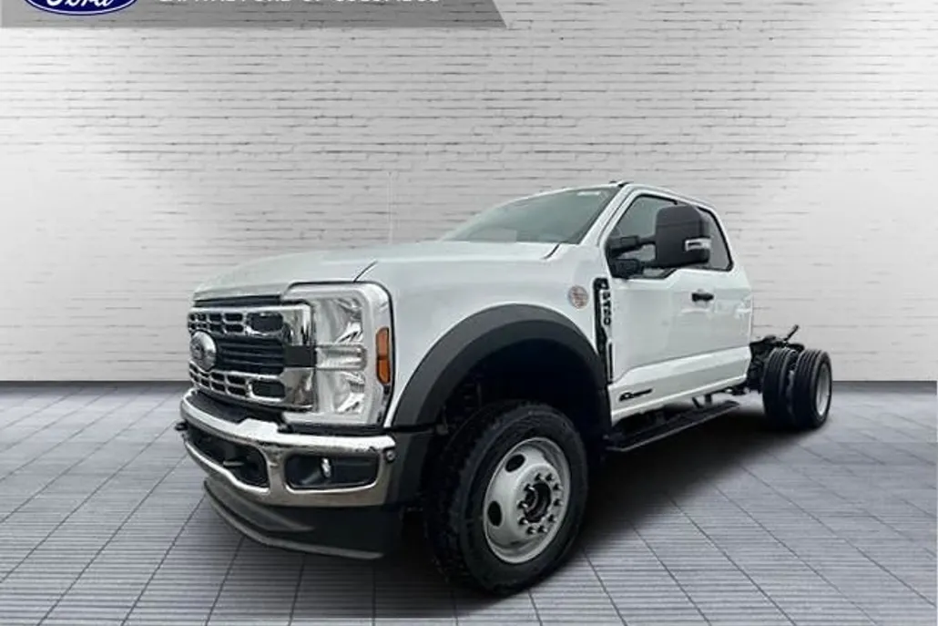 2024 Ford F-450 XL photo 1