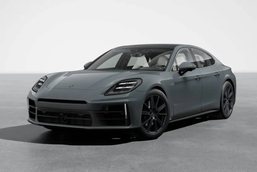 2026 Porsche Panamera 4 photo 1