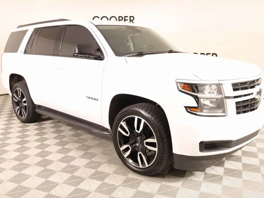 2020 Chevrolet Tahoe LT photo 1