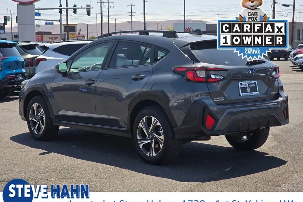 2024 Subaru Crosstrek Premium photo 1